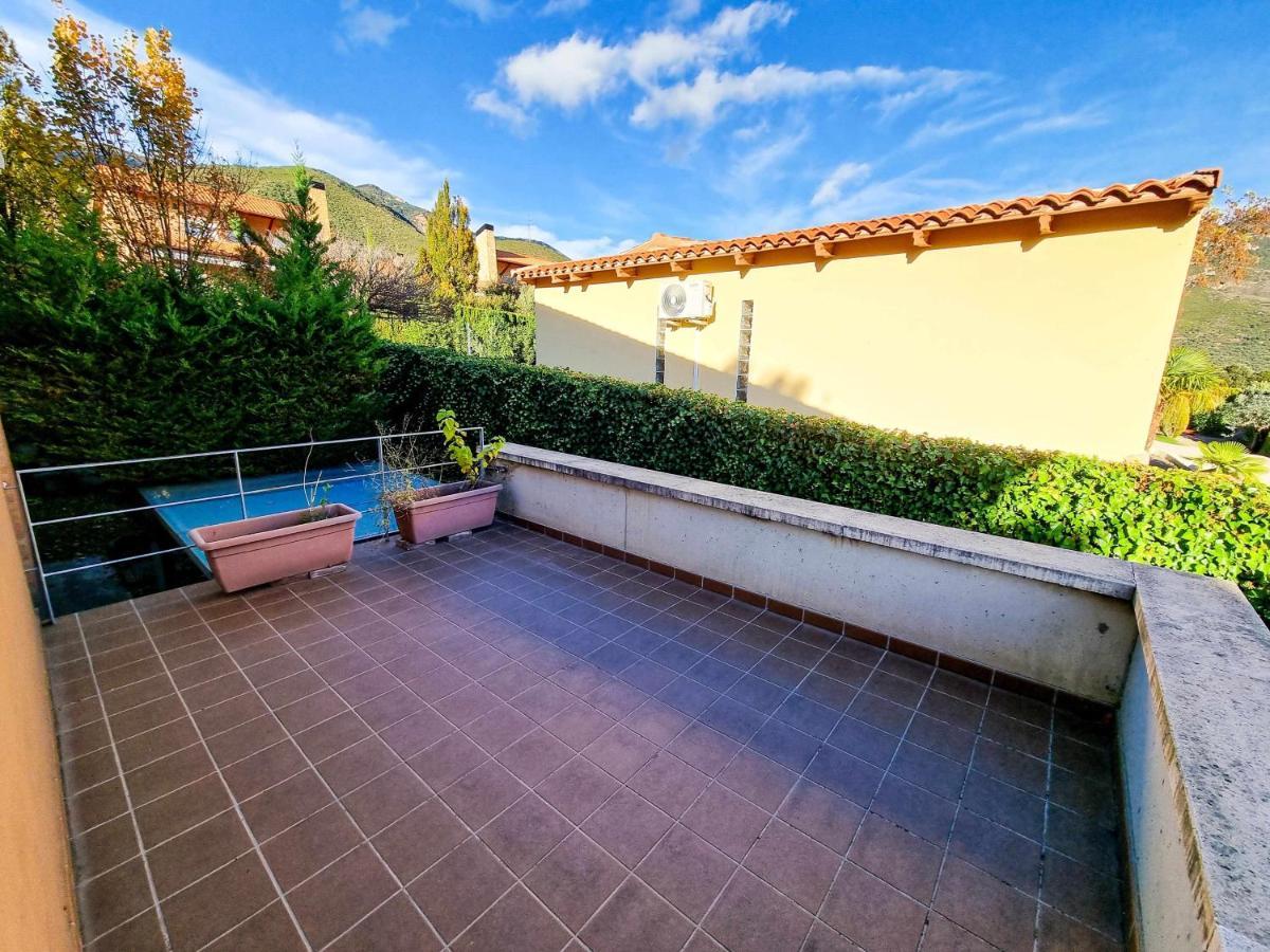 Villa Guara Golf Y Pool Comotucasa Nueno Extérieur photo